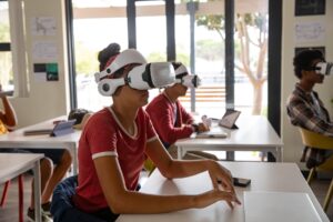 Vr w edukacji: jak wybrać gogle, zasoby i pakiet, który naprawdę sprawdzi się w szkole